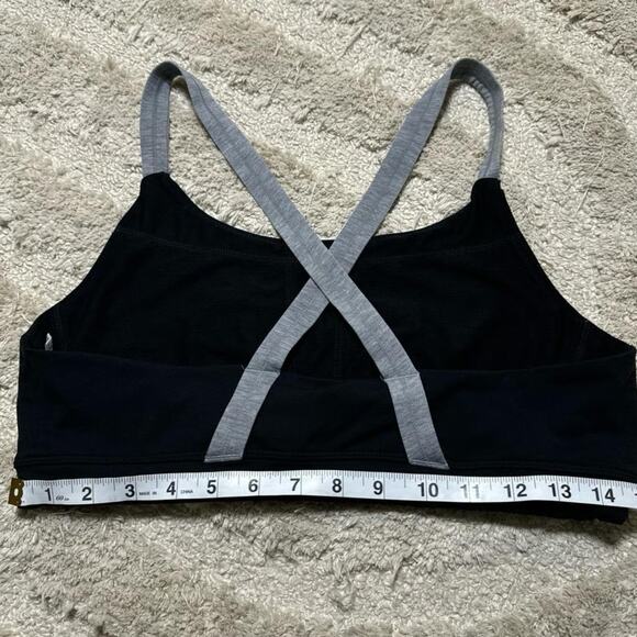 Athleta Sports Bra - Picture 4 of 4